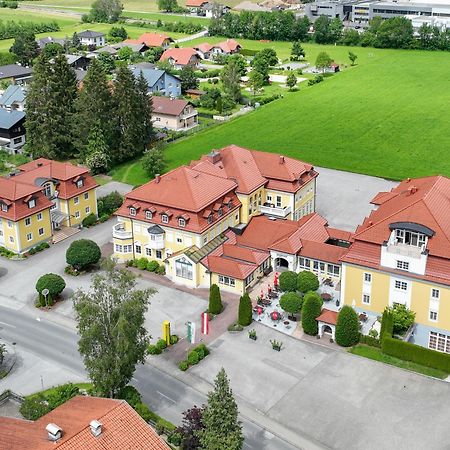 Gasthof Hotel Jaegerwirt Strasswalchen Dış mekan fotoğraf