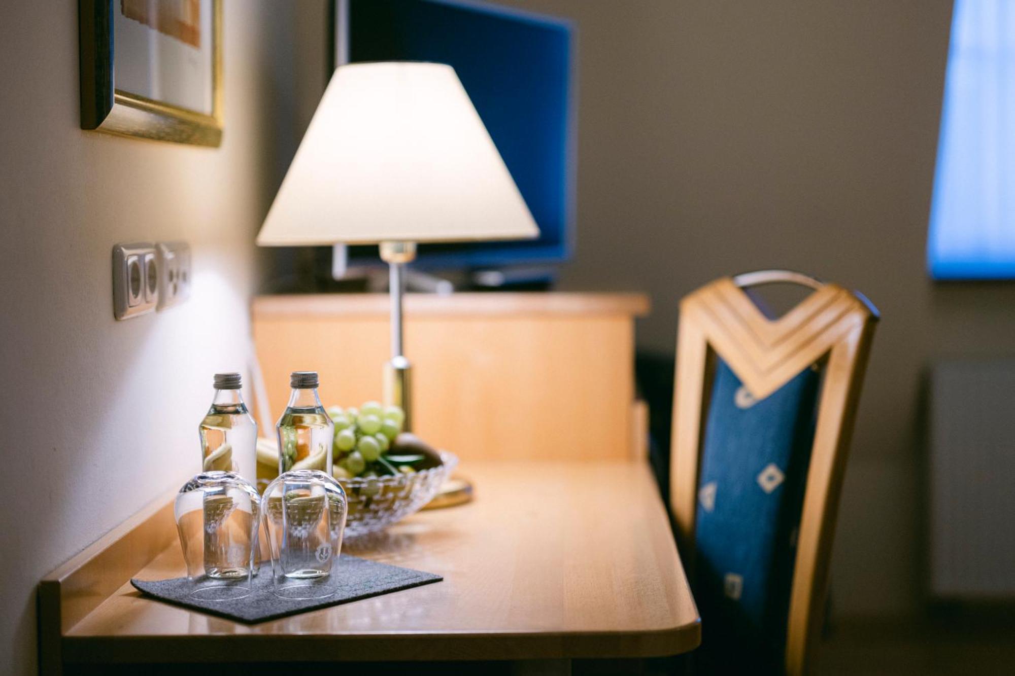 Gasthof Hotel Jaegerwirt Strasswalchen Dış mekan fotoğraf
