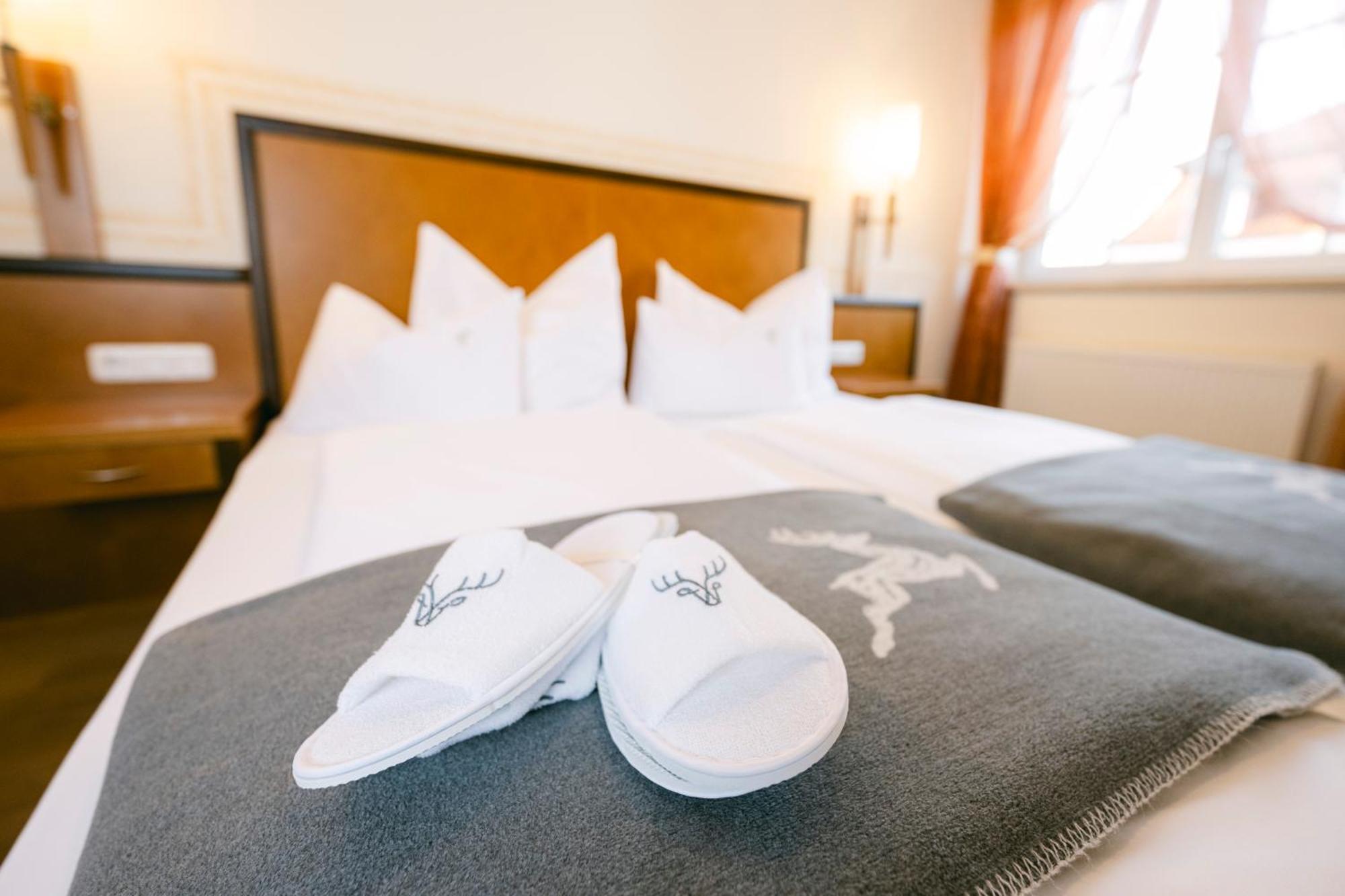 Gasthof Hotel Jaegerwirt Strasswalchen Dış mekan fotoğraf