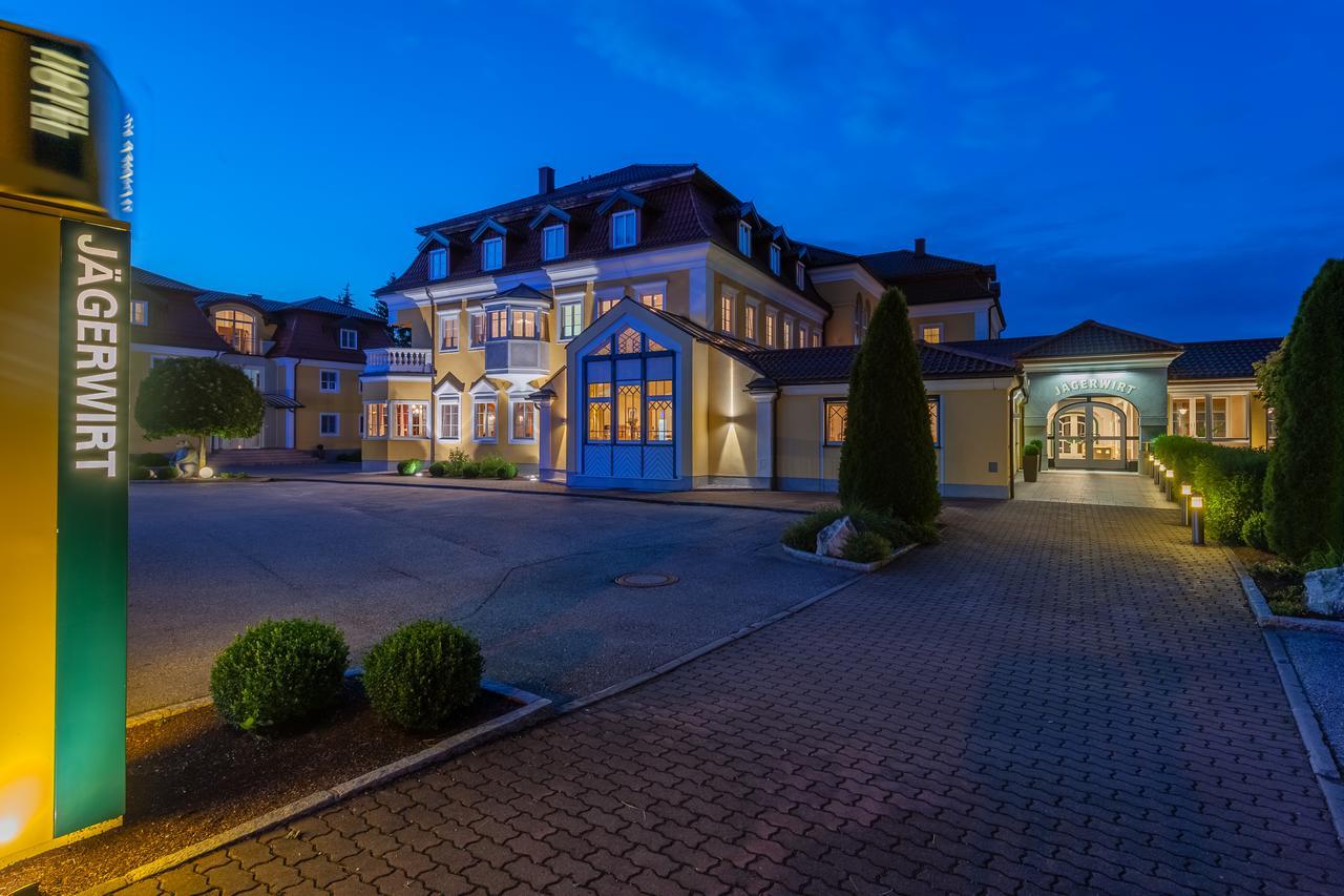 Gasthof Hotel Jaegerwirt Strasswalchen Dış mekan fotoğraf