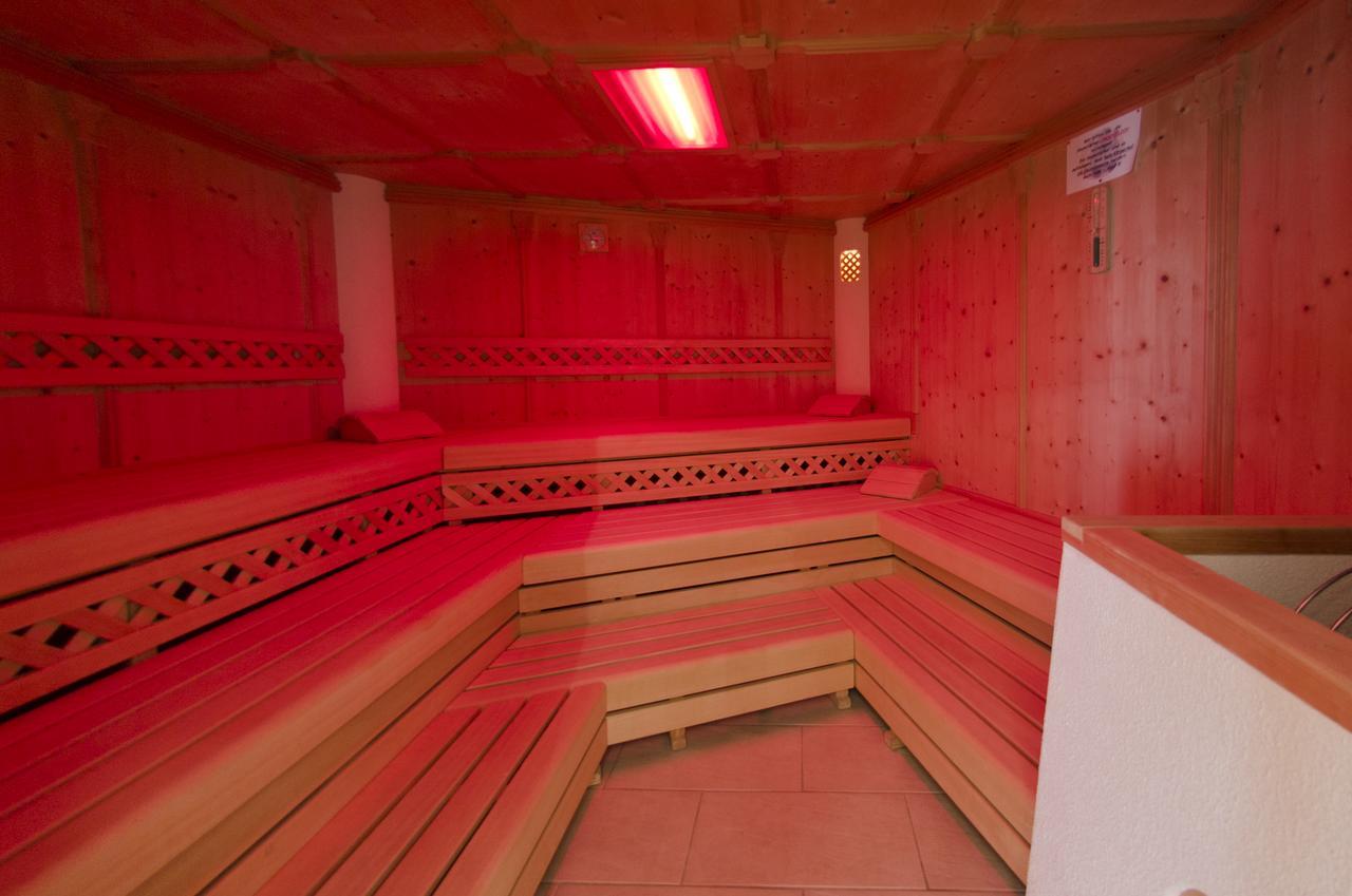 Gasthof Hotel Jaegerwirt Strasswalchen Dış mekan fotoğraf